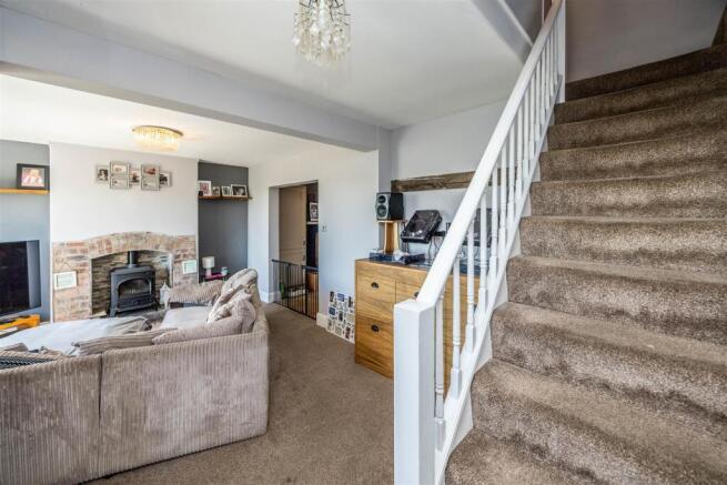 4 bed Semi-Detached for sale Image 12