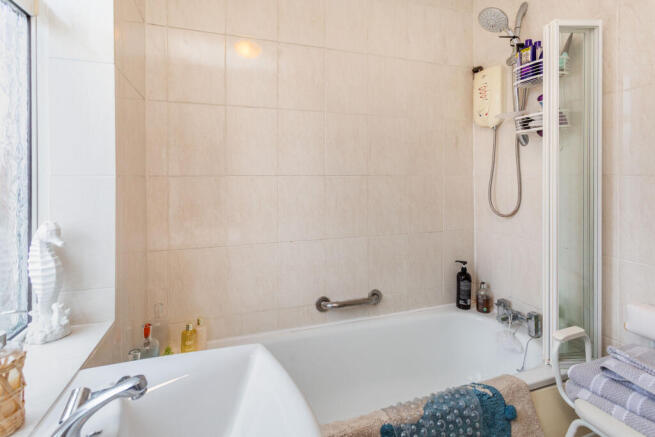 bathroom b