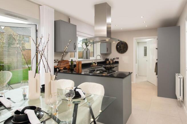 4 bed Detached for sale Image 4