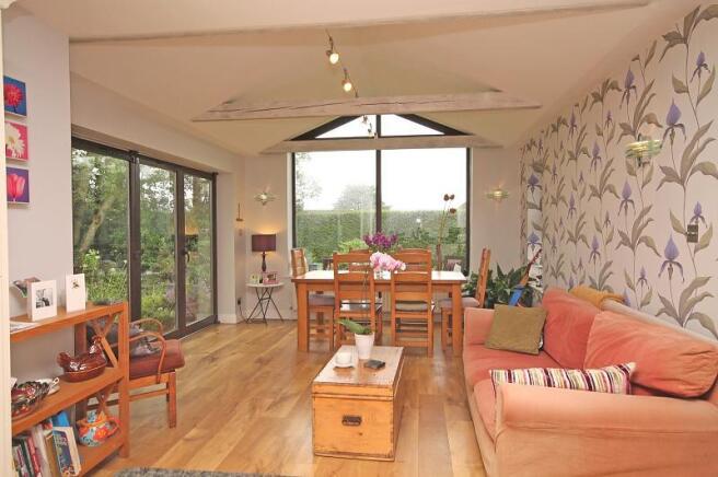 kitchen/family room