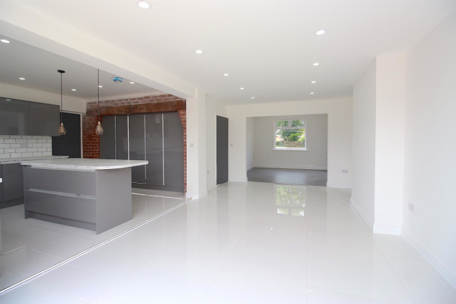 Extended L-Shaped Kitchen Diner