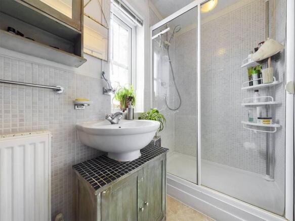 En Suite Shower Room
