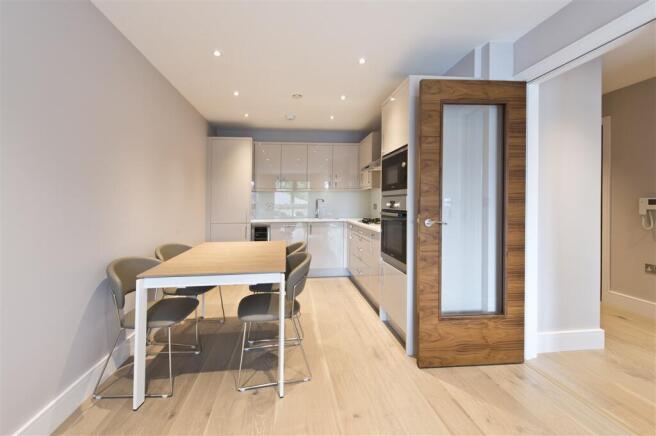 Kitchen/Dining Area