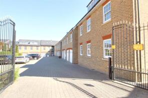 38, Clunbury Court, Manor Street, Berkhamsted HP4 2FF