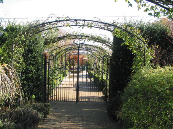 Photo 5