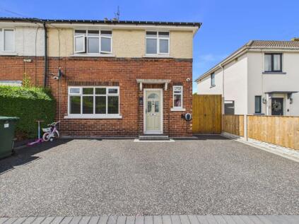 Thompson Avenue, Ormskirk, L39