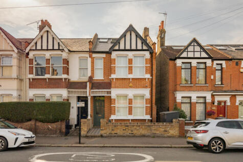 Halford Road, Leyton, London, E10