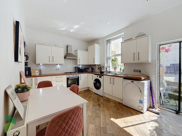 Harwood Street, Darwen photo 5
