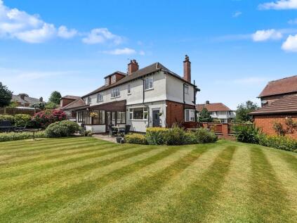Perrymead, Prestwich, M25