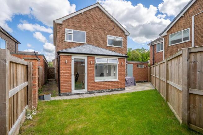 3 bed Detached for sale Image 12