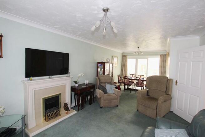 Manor Farm Close, Haverhill, Suffolk, CB9 photo 4
