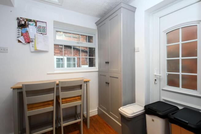 Kitchen/Breakfast