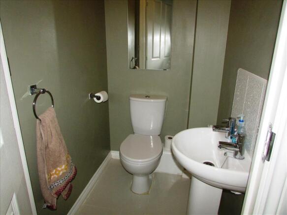 GROUND FLOOR CLOAKS/WC