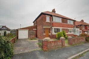 19, Ash Grove, Whitby YO21 1HU