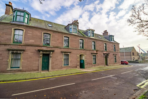 Melville Gardens, Montrose, DD10