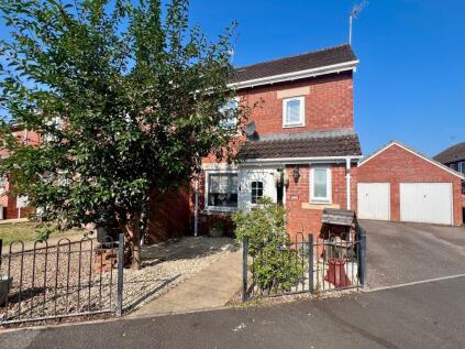 Burge Crescent, Cotford St.Luke