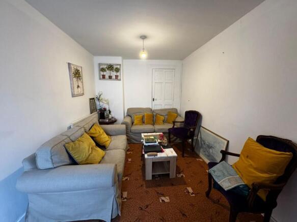 Lounge.1.jpeg