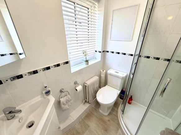 3 bed Terraced for sale Image 6