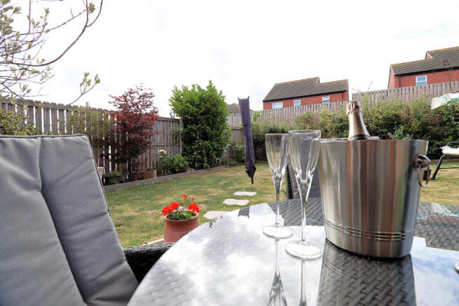 4 bed Detached for sale Image 12