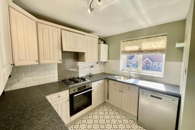 3 bed Detached for sale Image 10