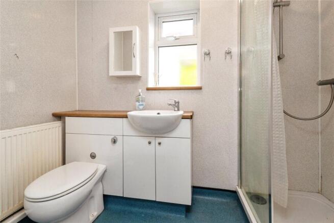 5 bed House to rent Image 9