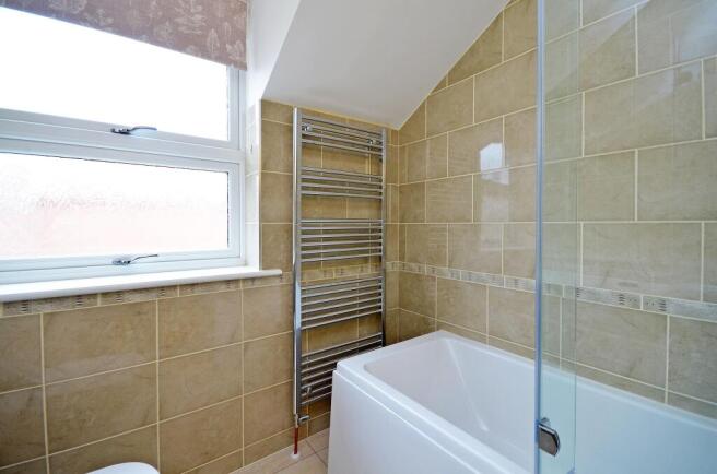 2 bed Detached to rent Image 7