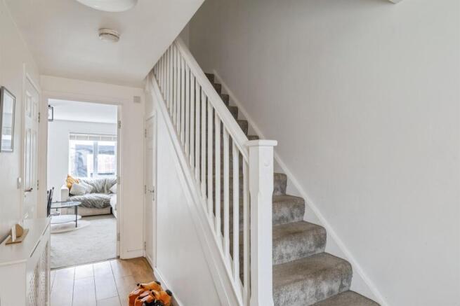 3 bed Terraced for sale Image 8