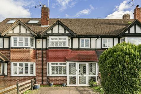 Ashridge Way, Sunbury-on-Thames, Surrey, TW16