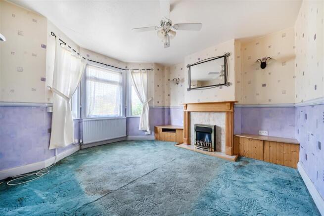 living room h.jpg