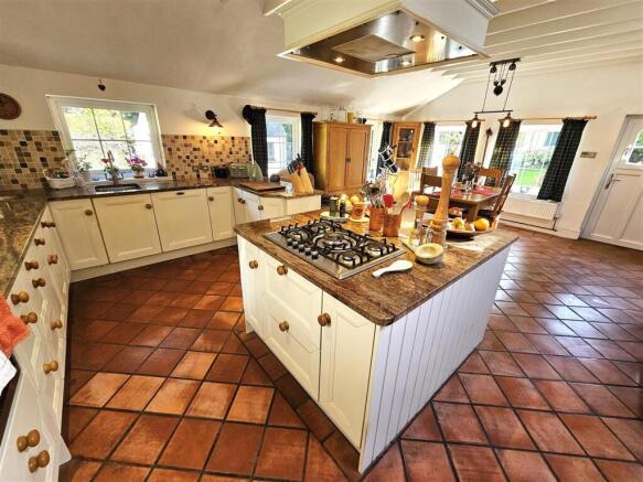Kitchen.jpg