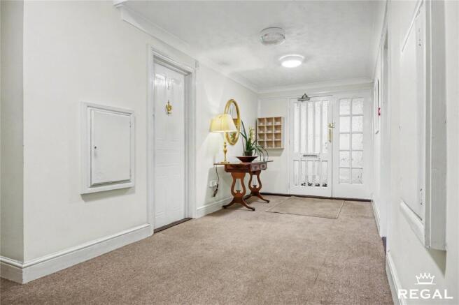 Bishopstoke Manor, Church Road, Bishopstoke, SO50 photo 4