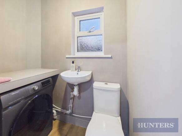 4 bed Semi-Detached for sale Image 7