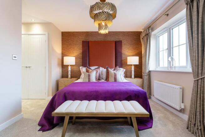 4 bed Detached for sale Image 10