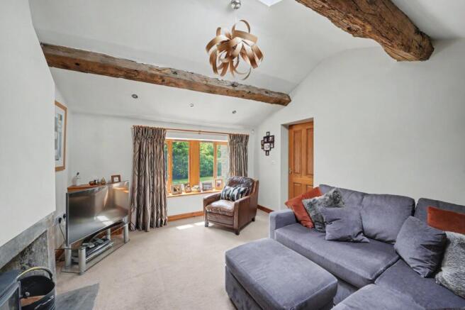 4 bed Detached for sale Image 7
