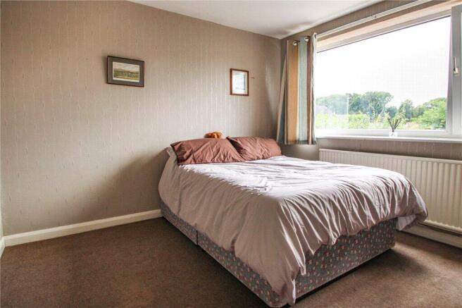 4 bed Detached for sale Image 7