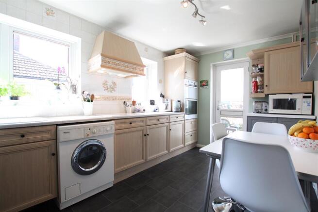 Kitchen Breakfast Room