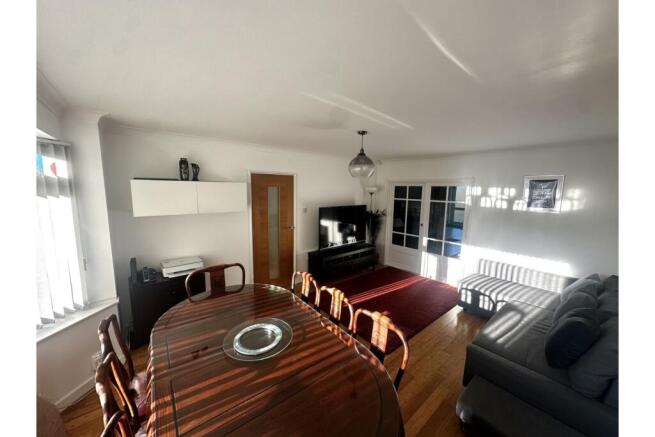 Living / Dining Room