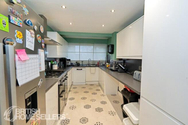 3 bed Detached for sale Image 6
