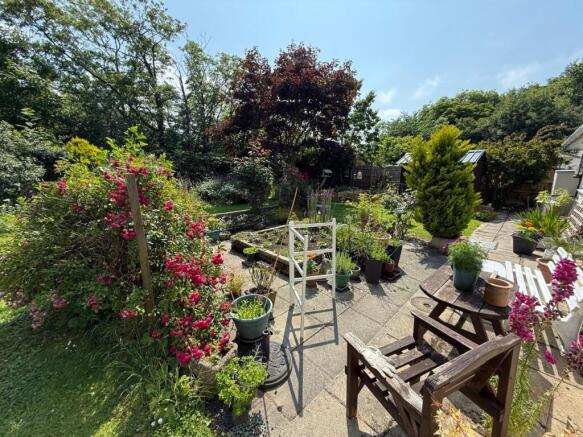 2 Maes-Y-Felin, Llanrhystud, SY23 photo 5