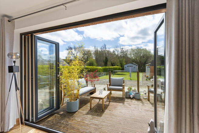 Decking of Rosebank
