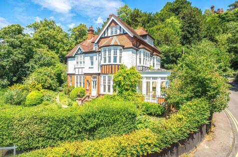 Shalford Road, Guildford, Surrey, GU1