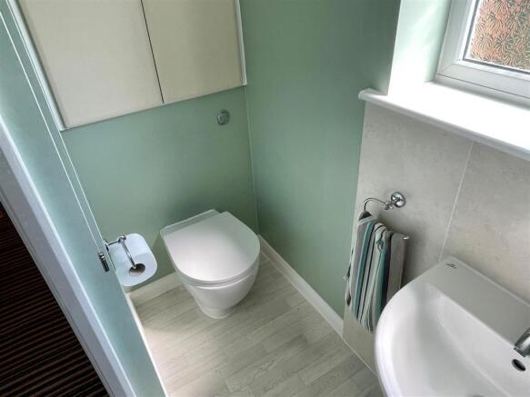 Bathroom Aspect 2