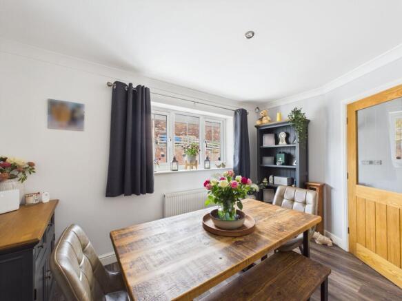3 bed Detached for sale Image 8