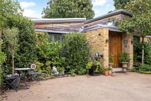 3e, Colinette Road, London SW15 6QG