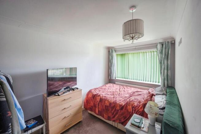 4 bed Semi-Detached for sale Image 9
