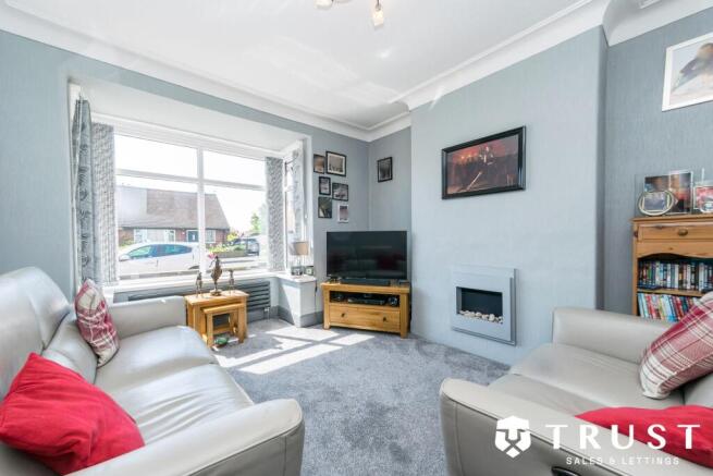 4 bed Semi-Detached for sale Image 5