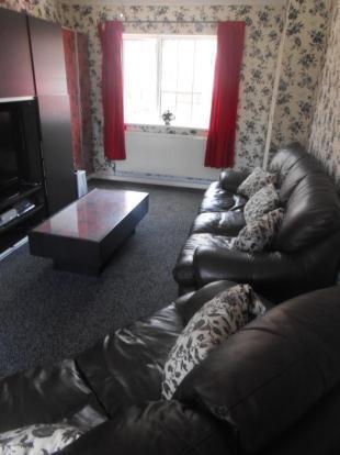 Living Room Pic 1