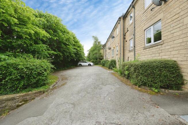 1 bed Flat for sale Image 5