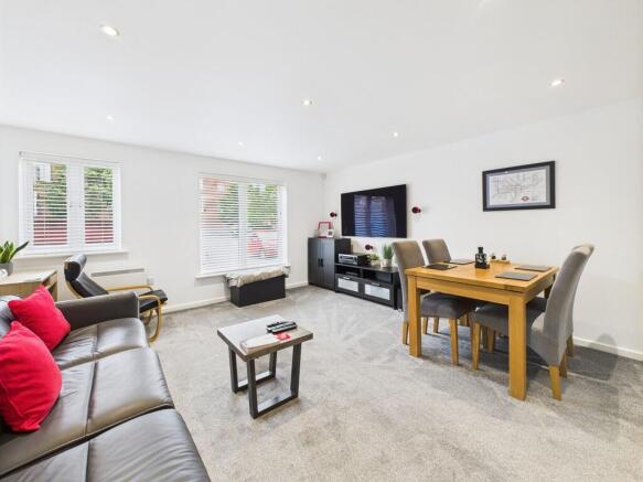 CAM02854G0-PR0400...