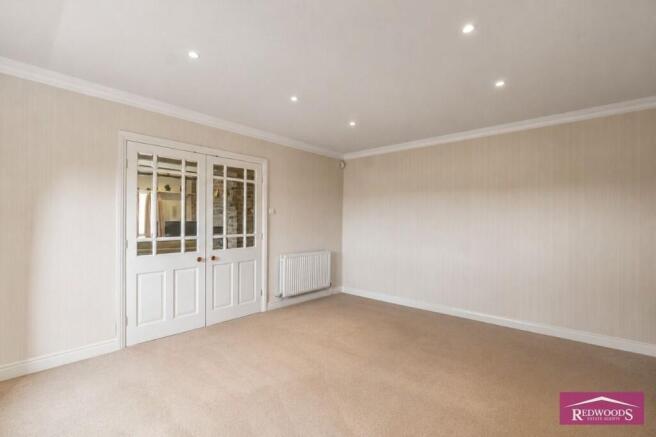 4 bed Barn Conversion for sale Image 9